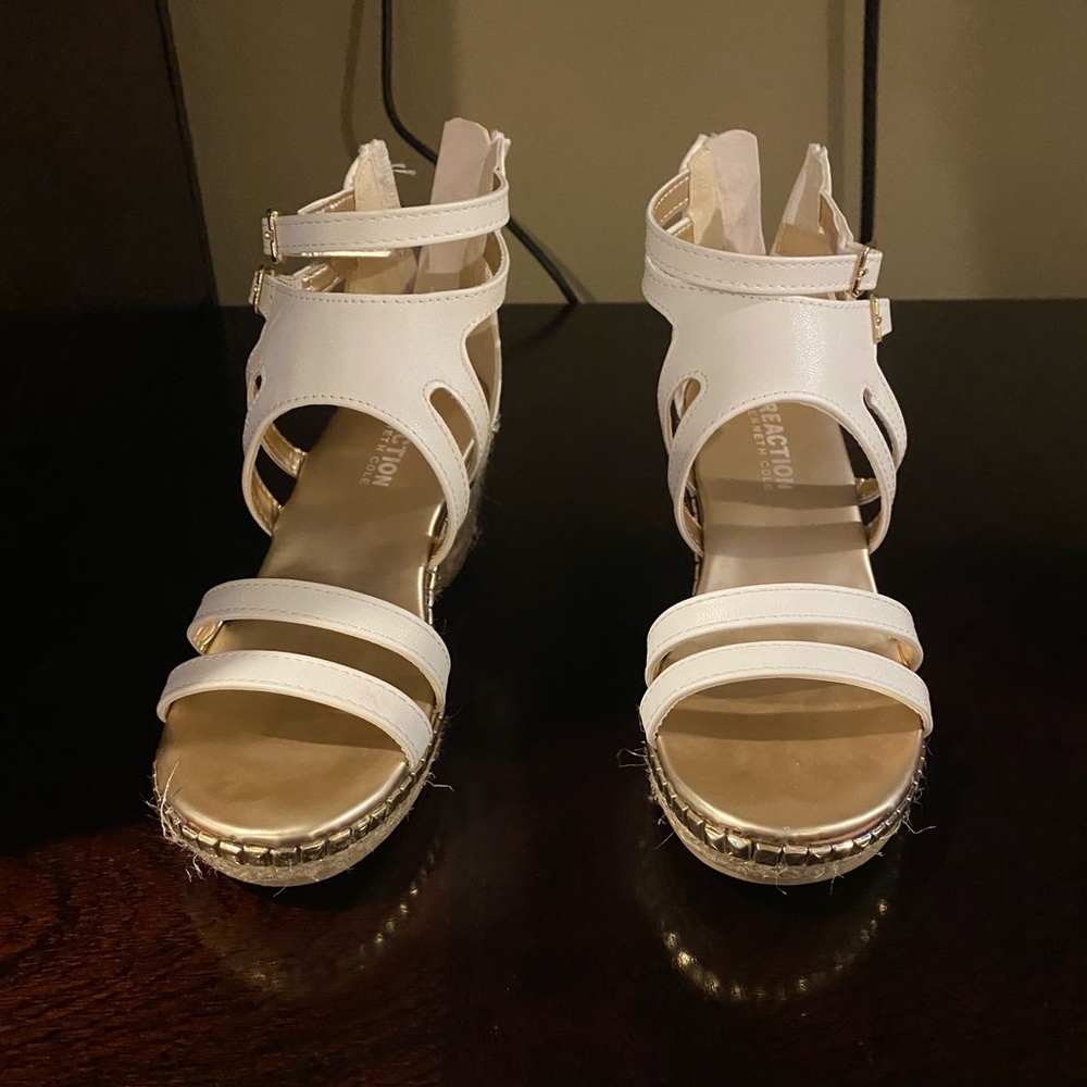 Girls Kenneth Cole wedge sandals sz 13